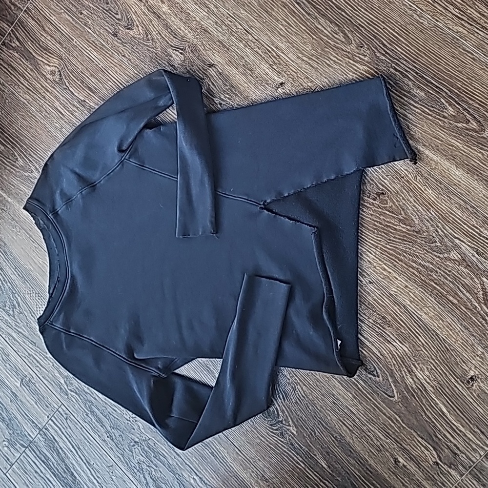 FRANK & EILEEN Tee Lab Asymmetrical Sweatshirt in Navy